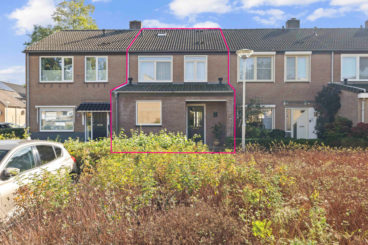 Tussenwoning te koop: Zolastraat 20, Venlo