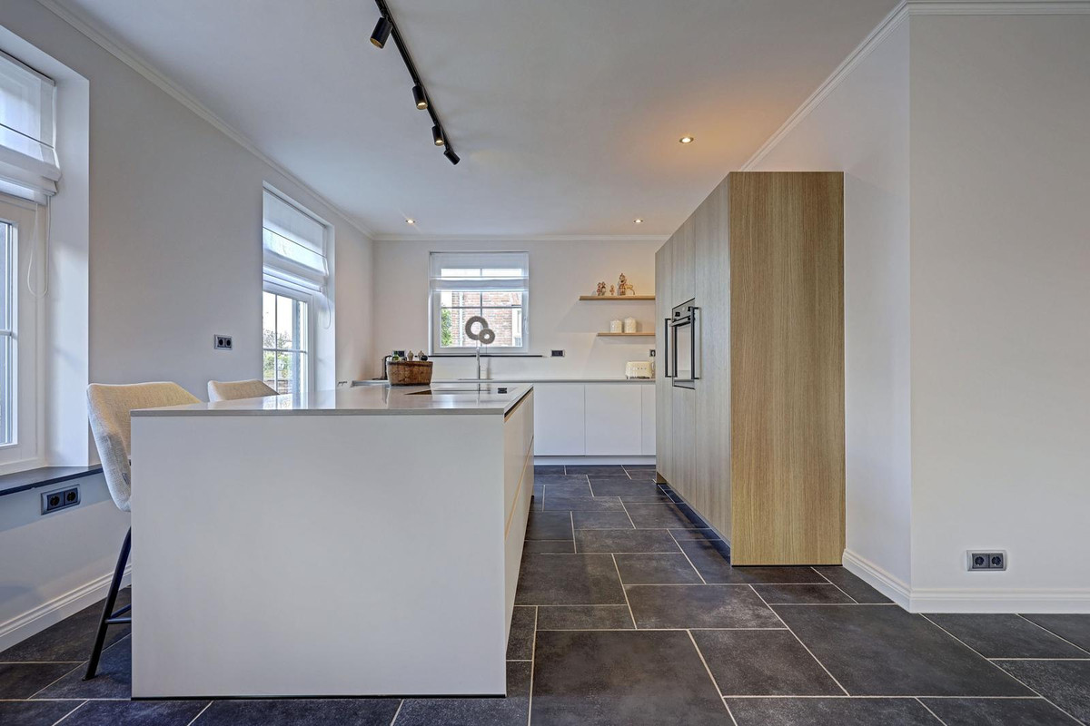 Vrijstaande woning te koop: Dokter Zoetemanstraat 9, Stavenisse