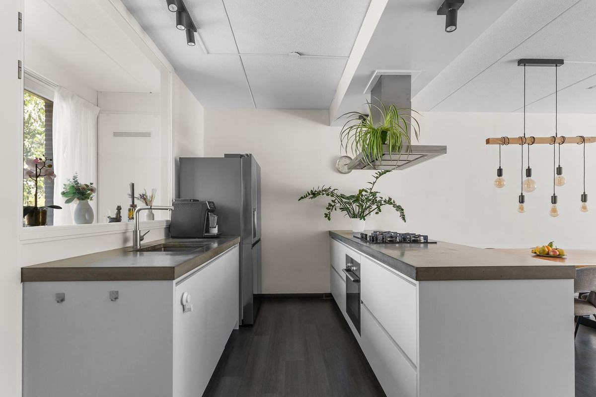 Hoekwoning te koop: Max Planckstraat 13, Almere