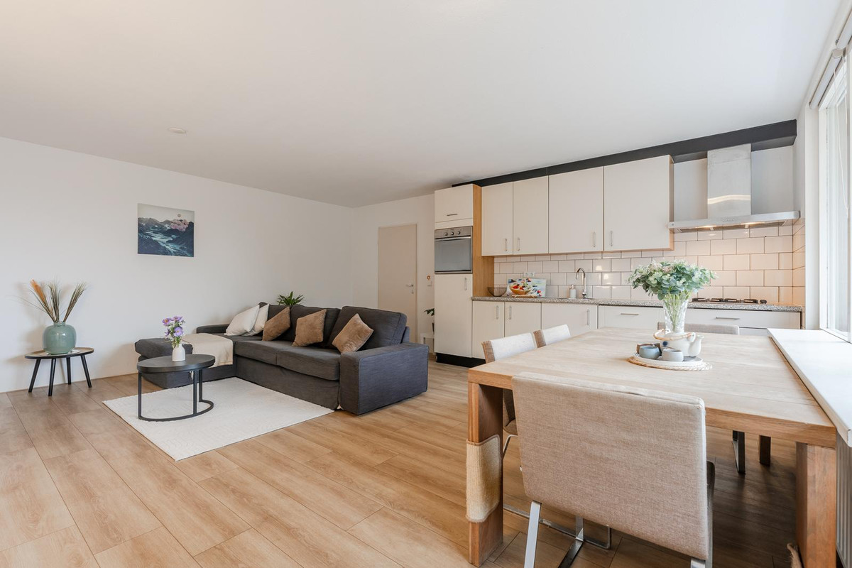 Appartement te koop: Kruidenhof 11, Diemen