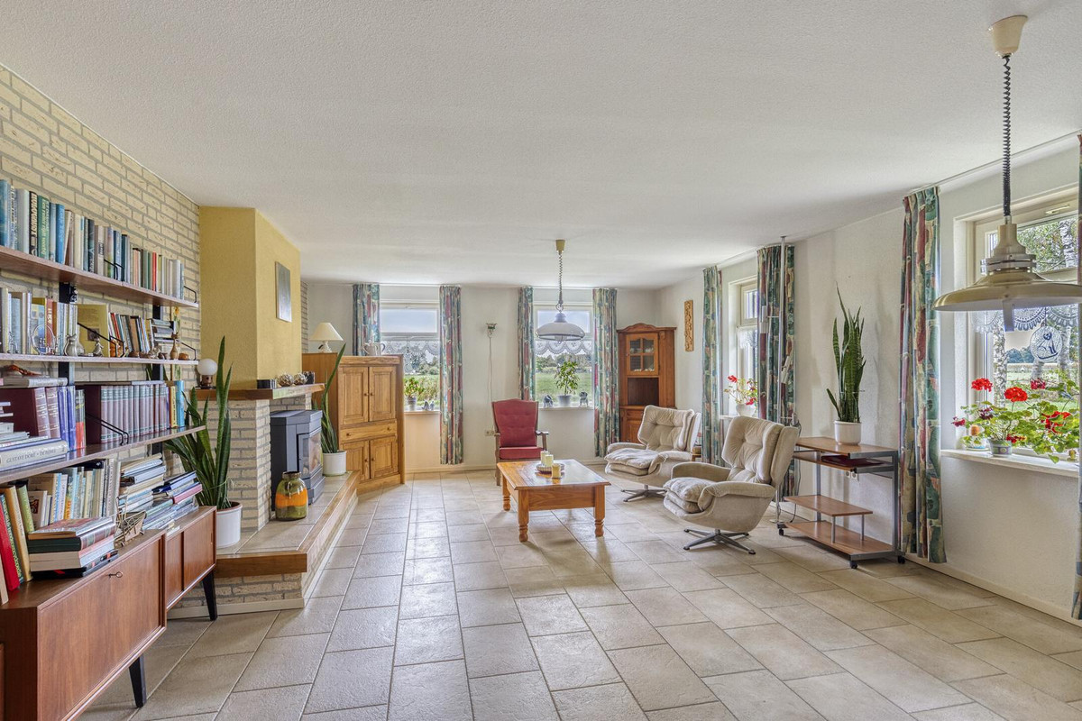 Vrijstaande woning te koop: Klaverdijk 7, Halle