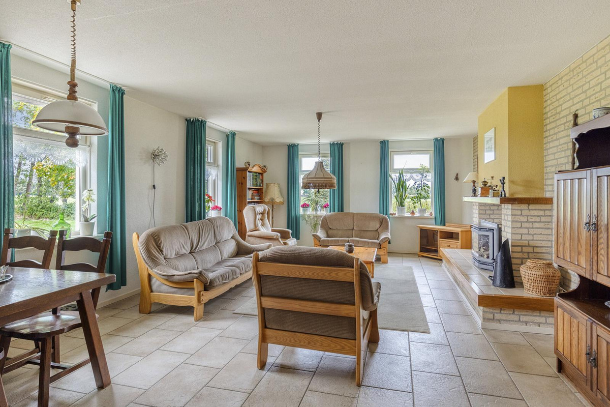 Vrijstaande woning te koop: Klaverdijk 7, Halle