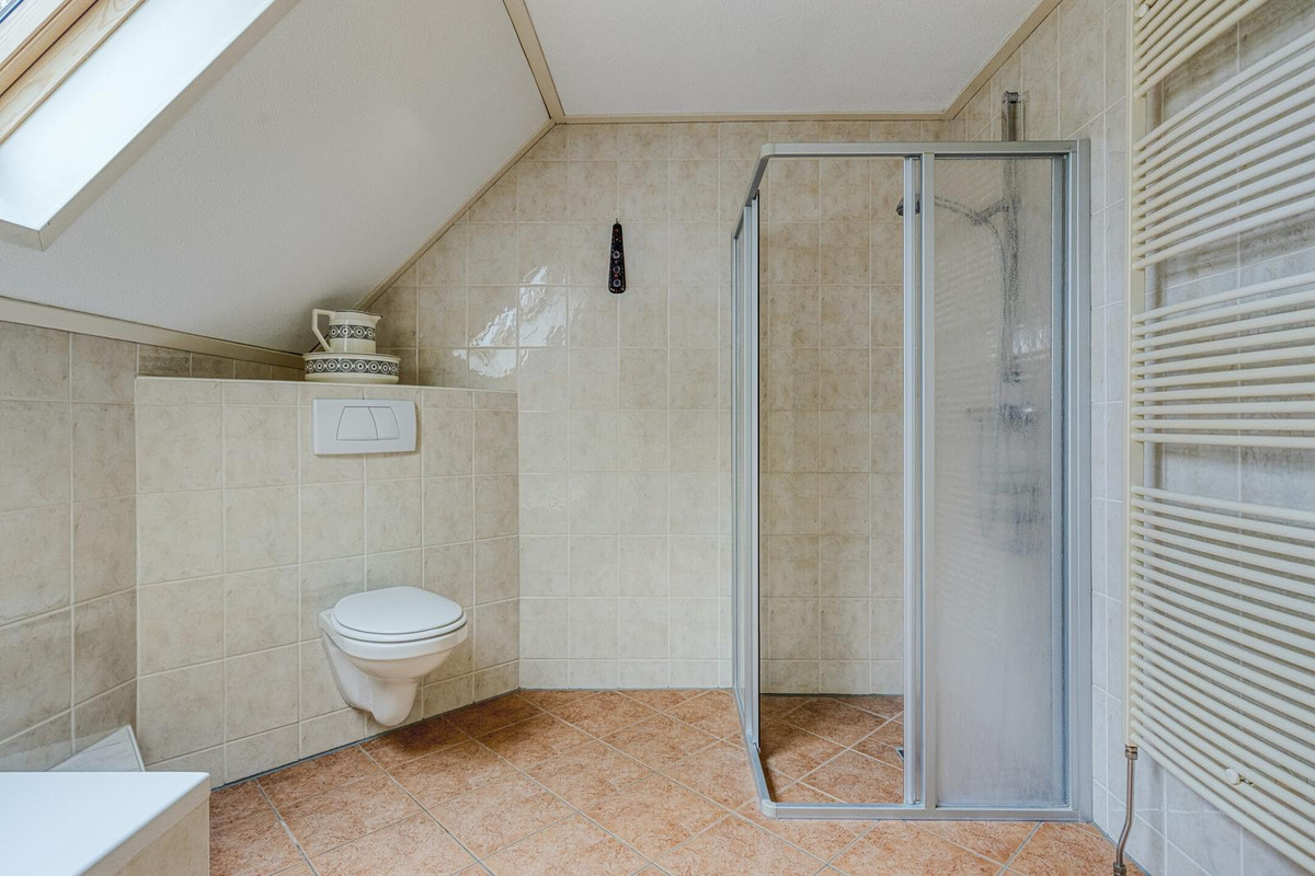Vrijstaande woning te koop: Klaverdijk 7, Halle