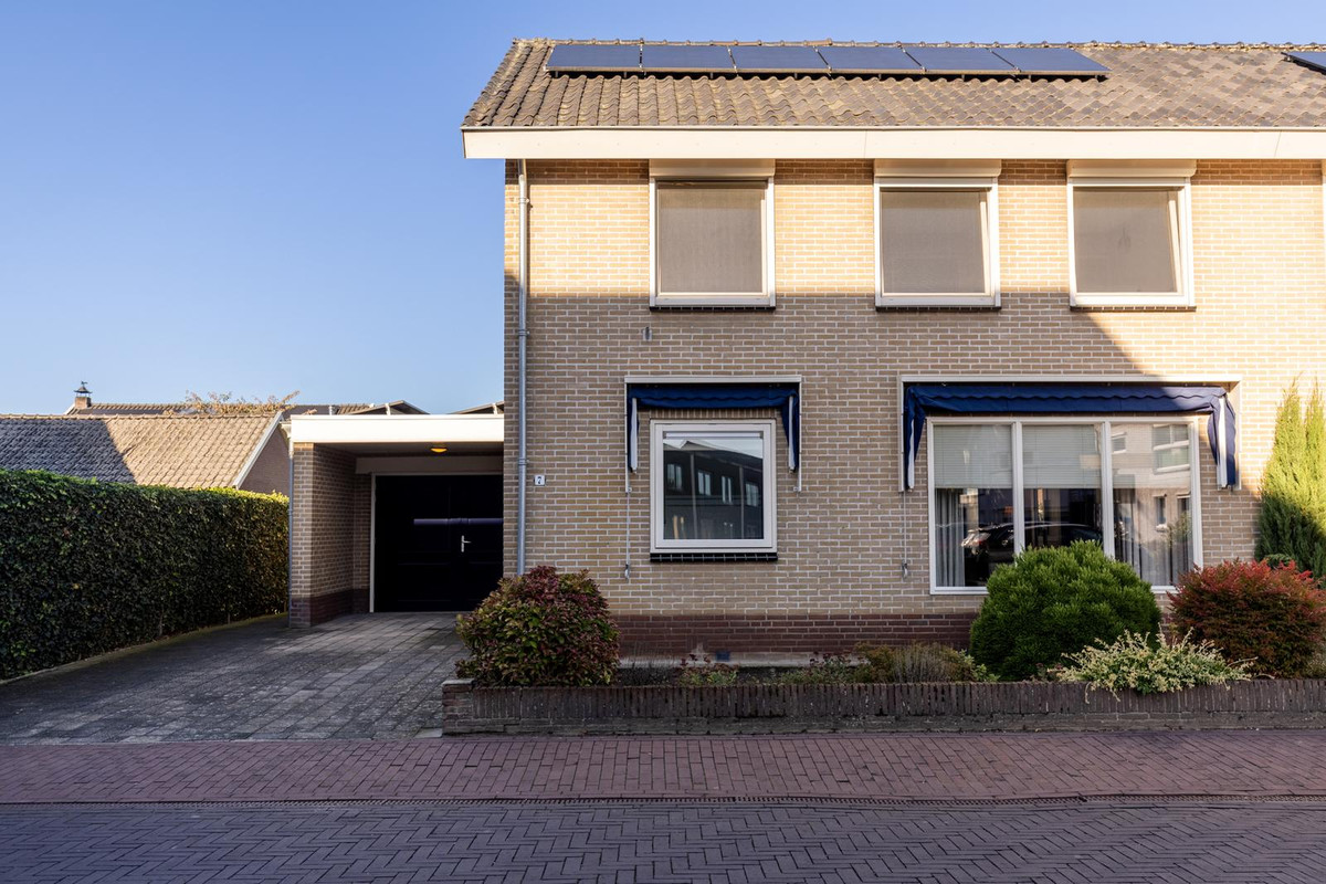 Twee-onder-één-kap te koop: Deken Nijkampstraat 7, Ulft