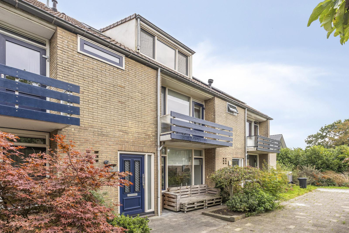 Tussenwoning te koop: Valkenhorst 12, Boskoop