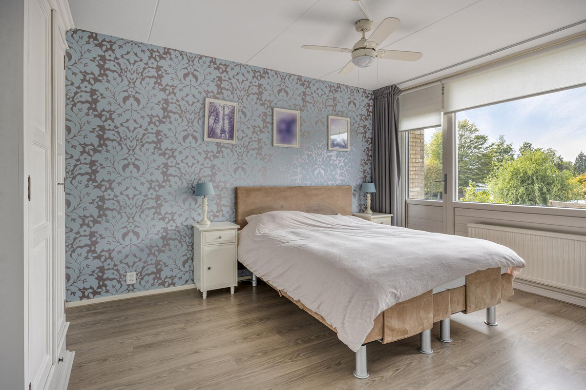 Tussenwoning te koop: Valkenhorst 12, Boskoop