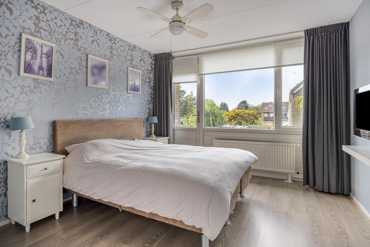 Tussenwoning te koop: Valkenhorst 12, Boskoop