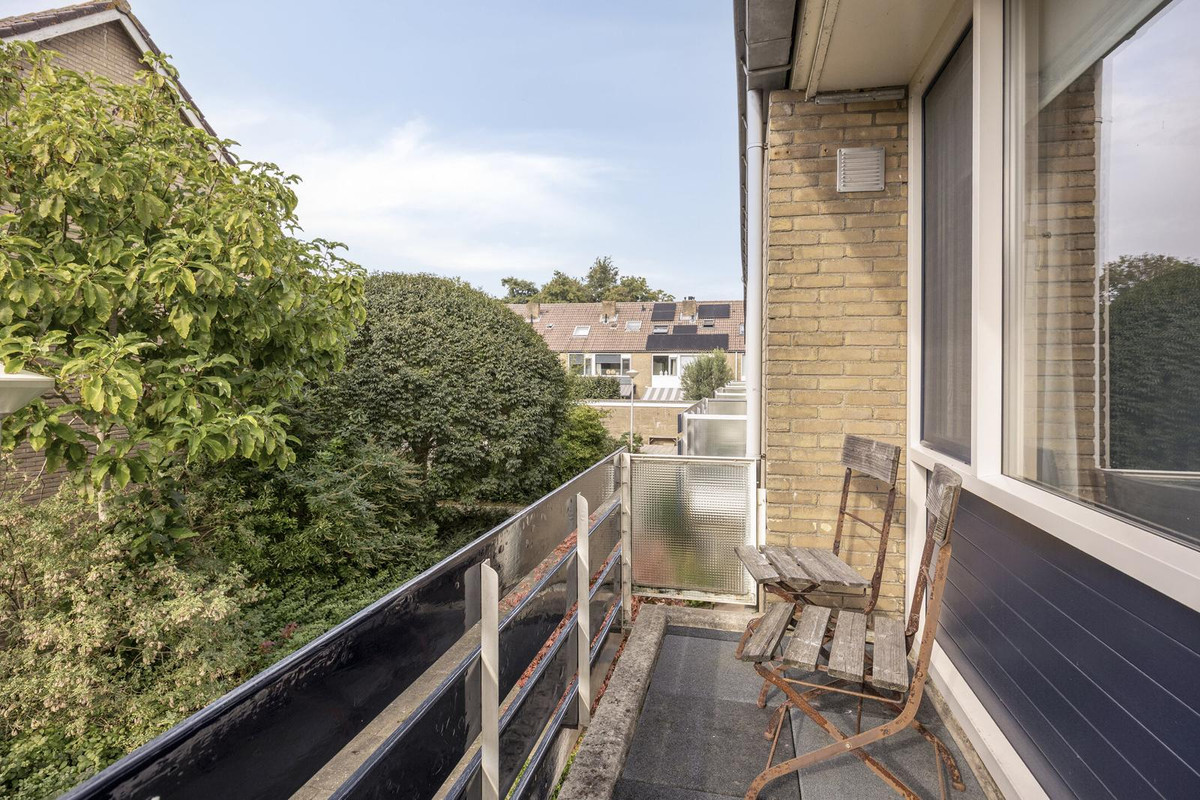 Tussenwoning te koop: Valkenhorst 12, Boskoop