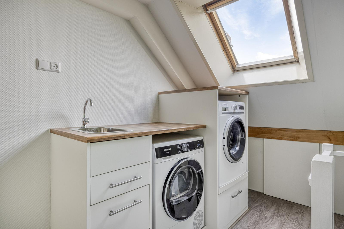 Tussenwoning te koop: Valkenhorst 12, Boskoop