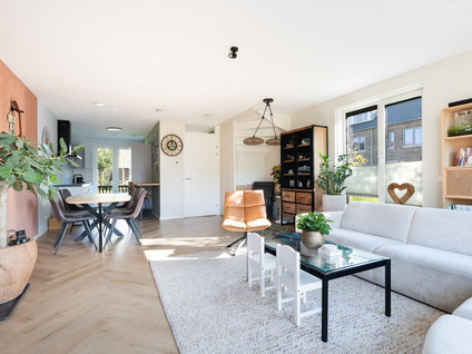 Maria Blomstraat 1