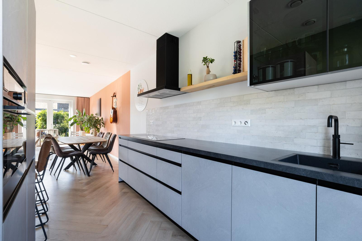 Hoekwoning te koop: Maria Blomstraat 1, Gouda