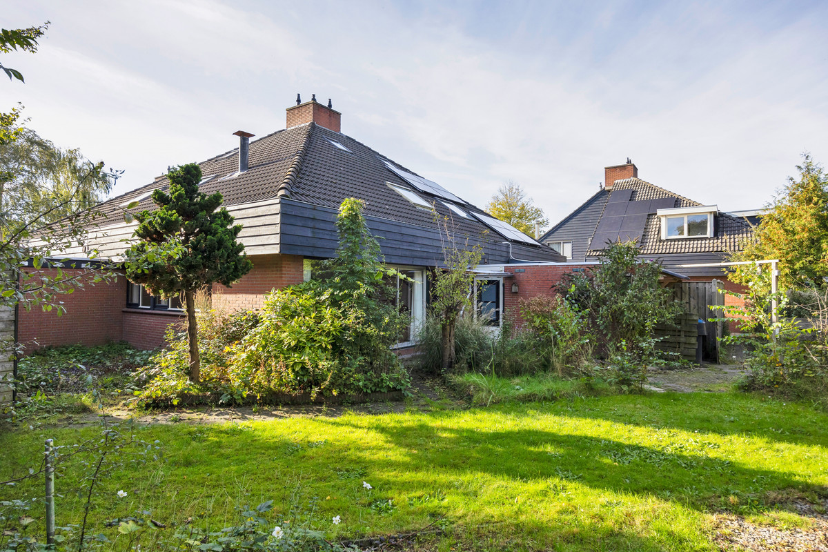 Tussenwoning te koop: De Eker 11, Balk