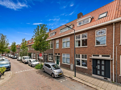 J A Alberdingk Thijmstraat 53