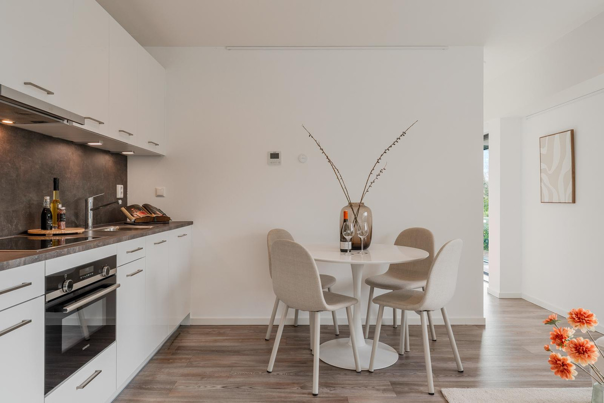 Studio te koop: Zwarteweg 6B7, Naarden