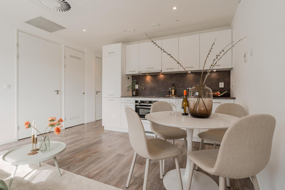Studio te koop: Zwarteweg 6B7, Naarden