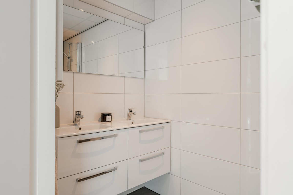 Studio te koop: Zwarteweg 6B7, Naarden