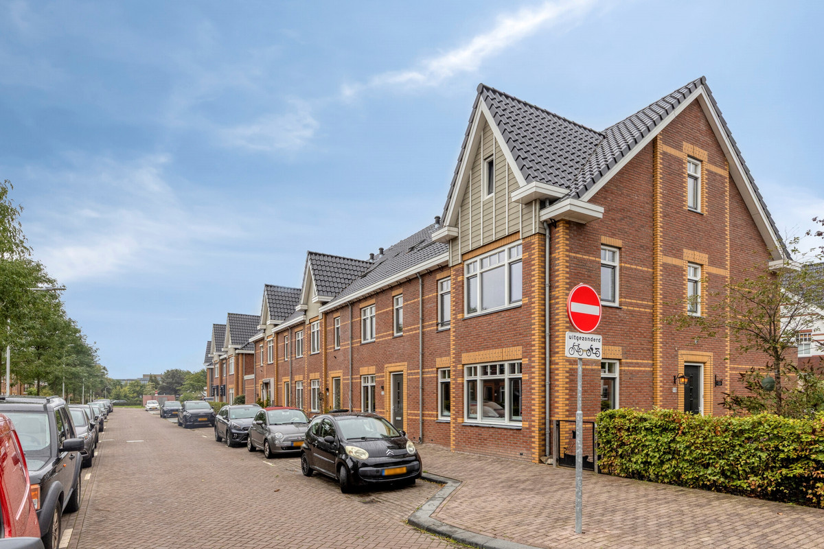 Hoekwoning te koop: Sterreschans 98, Oegstgeest