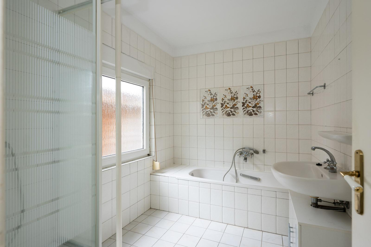 Vrijstaande woning te koop: Beneluxlaan 7A, Grevenbicht