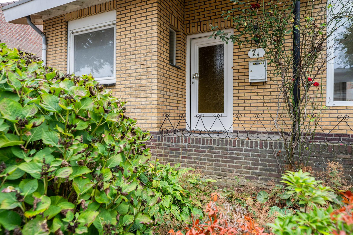 Vrijstaande woning te koop: Beneluxlaan 7A, Grevenbicht