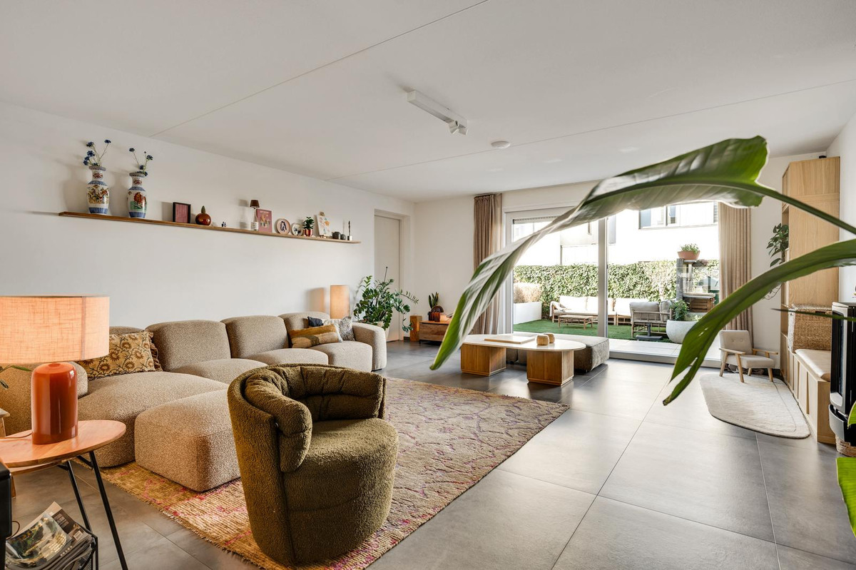 Tussenwoning te koop: Veldbloem 22, Eijsden