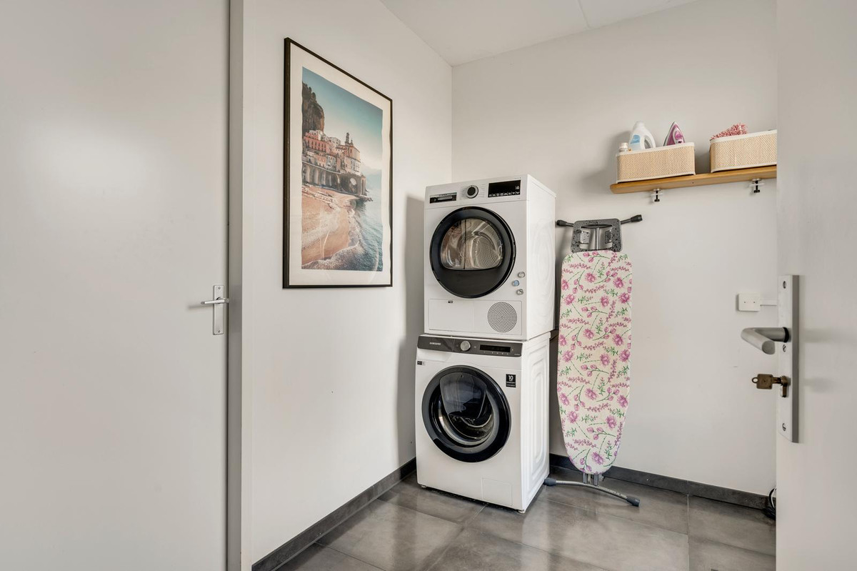 Tussenwoning te koop: Veldbloem 22, Eijsden