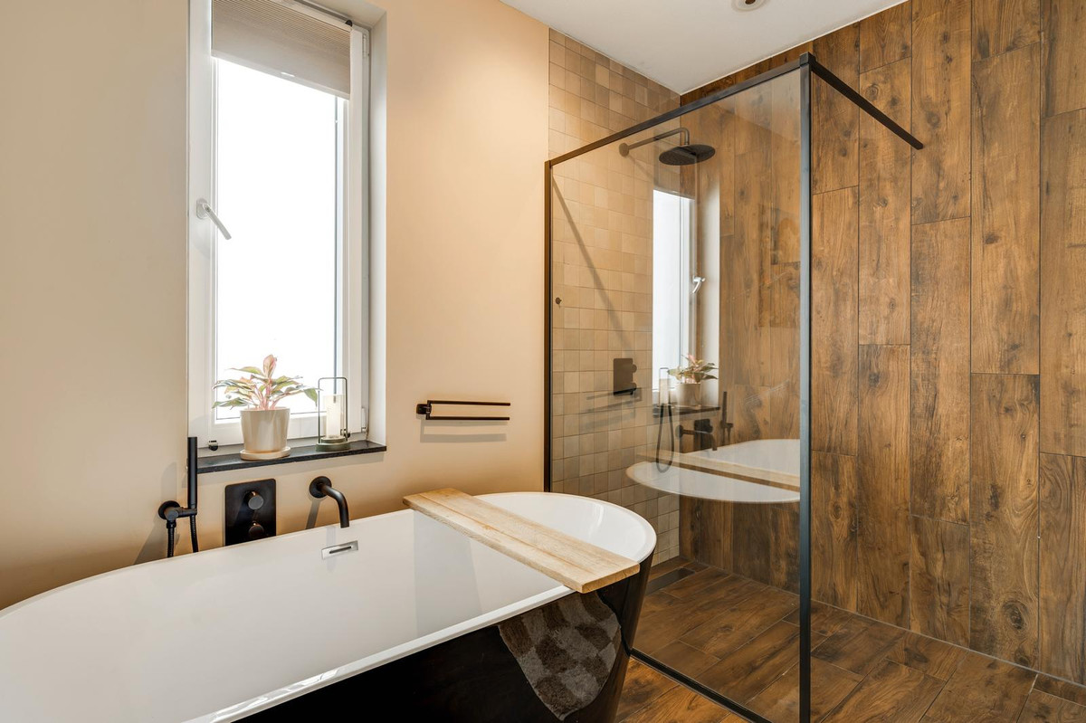 Tussenwoning te koop: Veldbloem 22, Eijsden