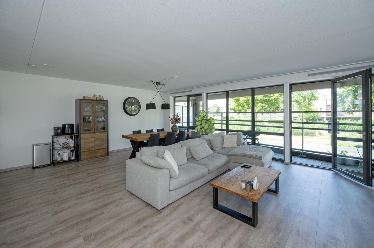 Appartement te koop: Aziëlaan 405, Alphen Aan Den Rijn