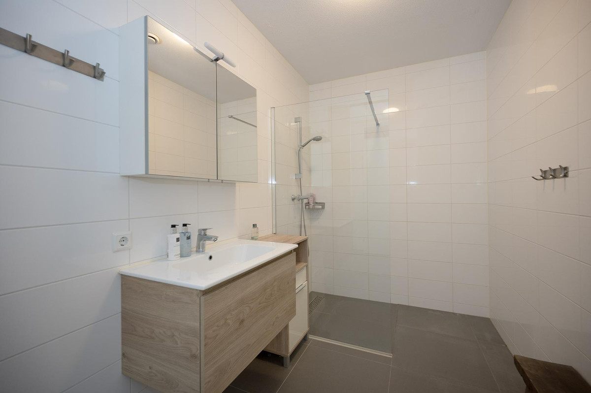 Appartement te koop: Aziëlaan 405, Alphen Aan Den Rijn