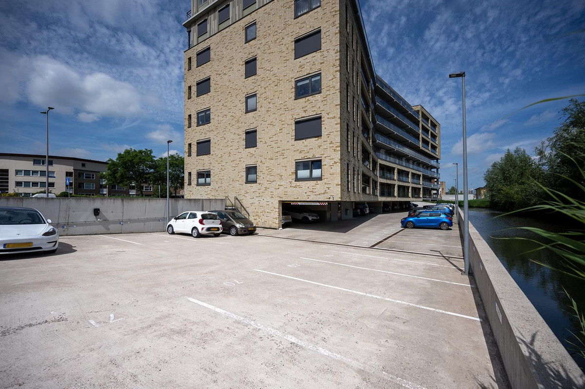 Appartement te koop: Aziëlaan 405, Alphen Aan Den Rijn