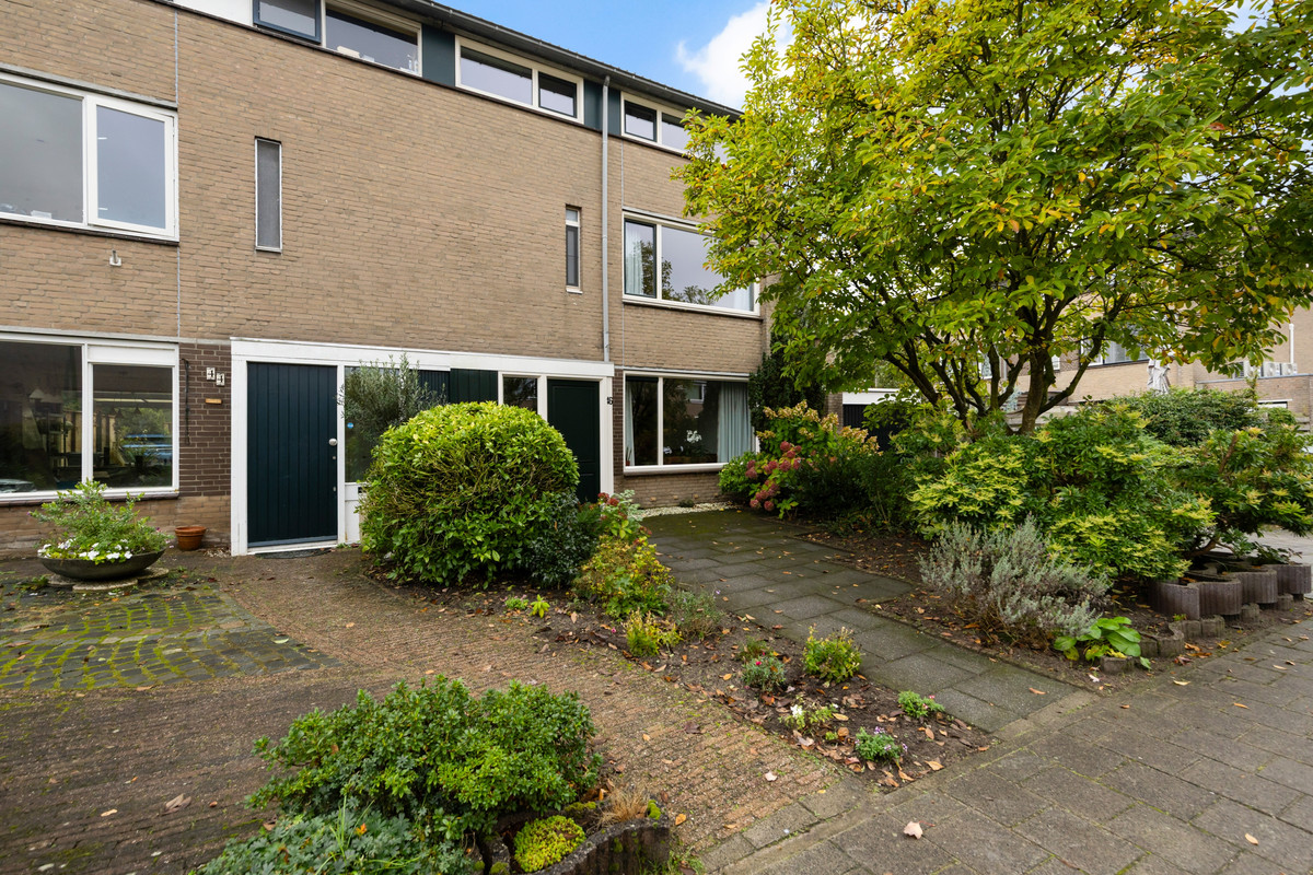 Hoekwoning te koop: Ploeglaan 46, Eemnes