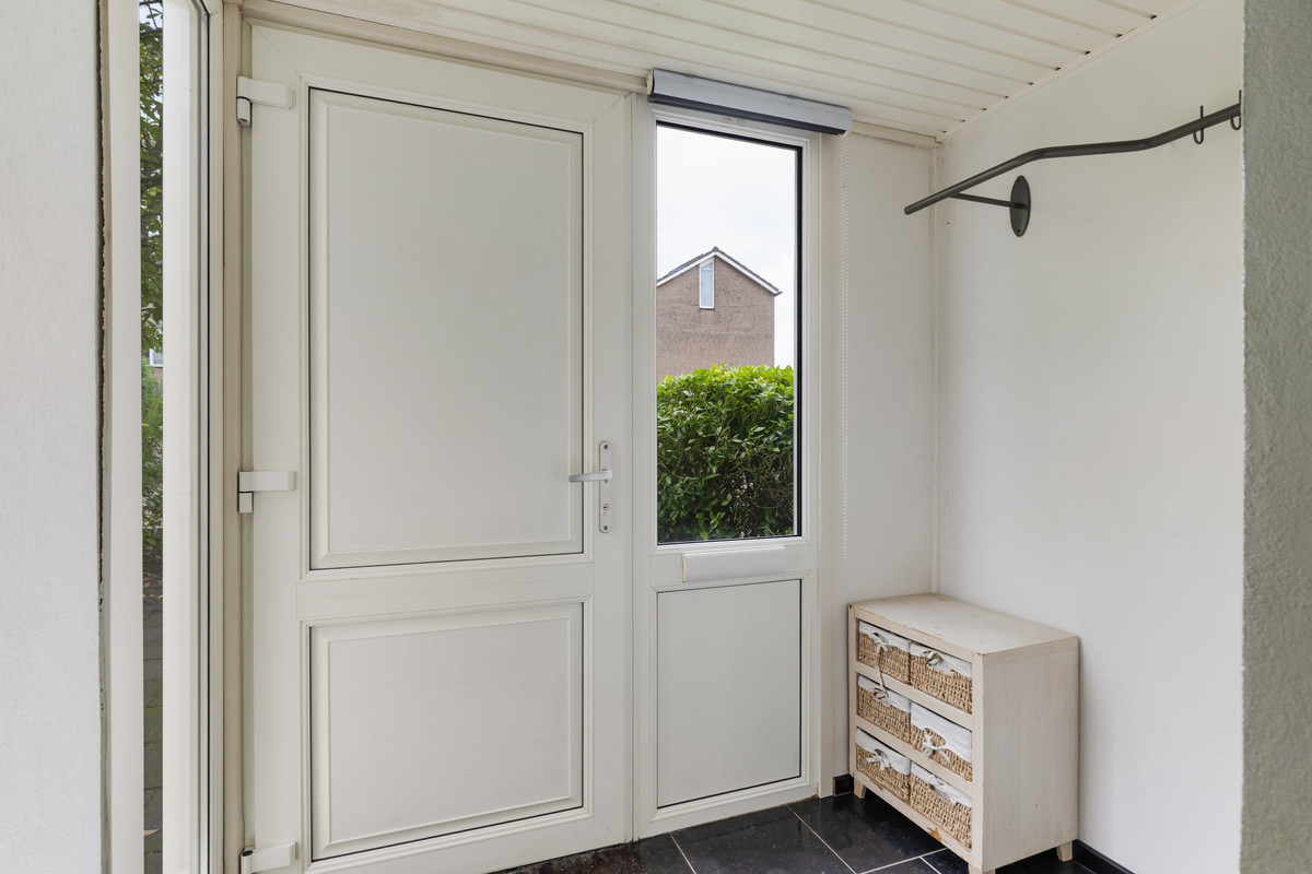 Hoekwoning te koop: Ploeglaan 46, Eemnes