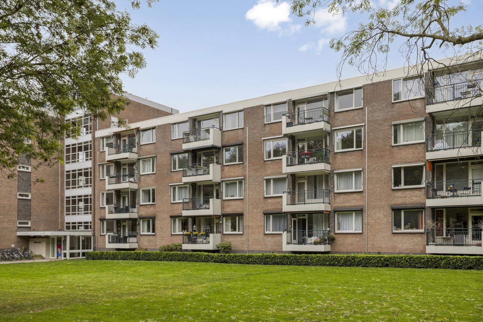 3-кімната квартира на 97 m²