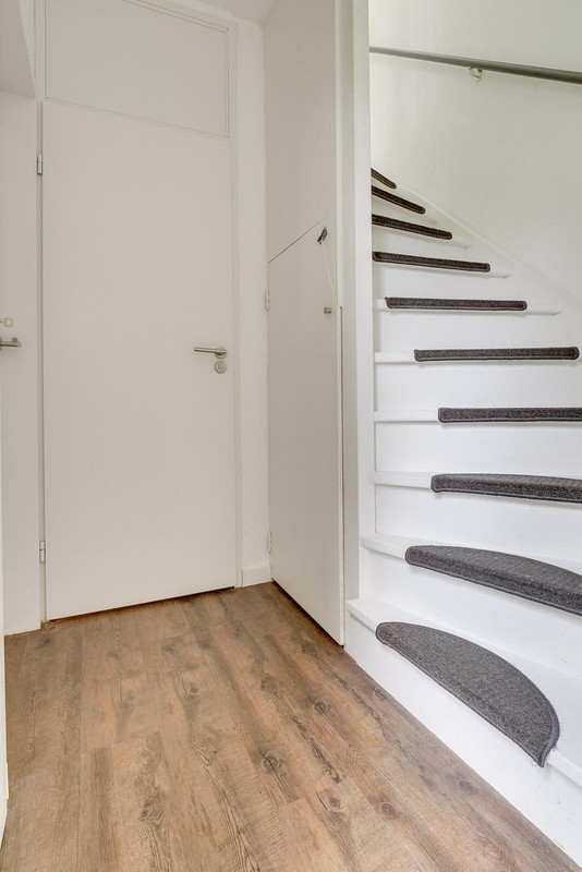 Tussenwoning te koop: Valeriaanveld 30, Woerden