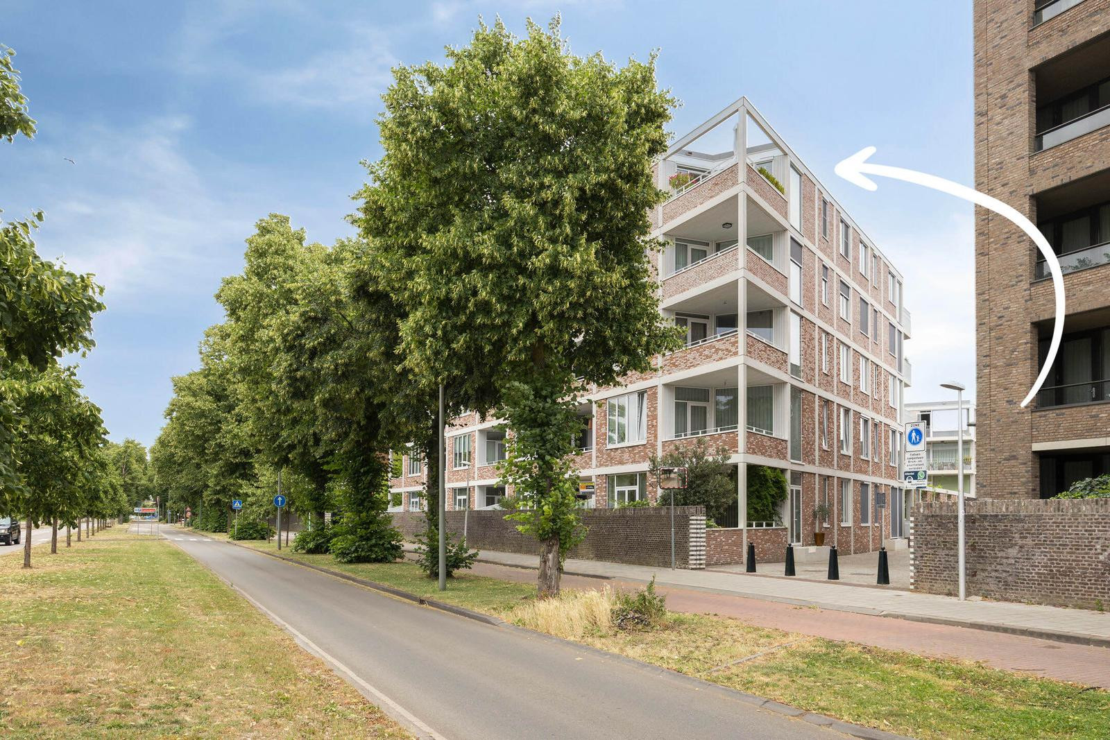 3-кімната будинок і приватний сектор на 99 m²