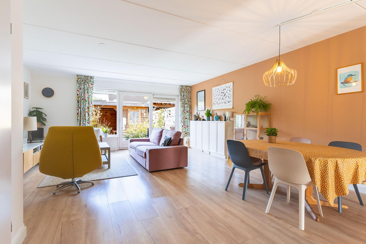Tussenwoning te koop: De Uitspanning 60, Blokker