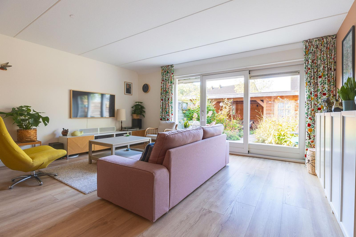 Tussenwoning te koop: De Uitspanning 60, Blokker