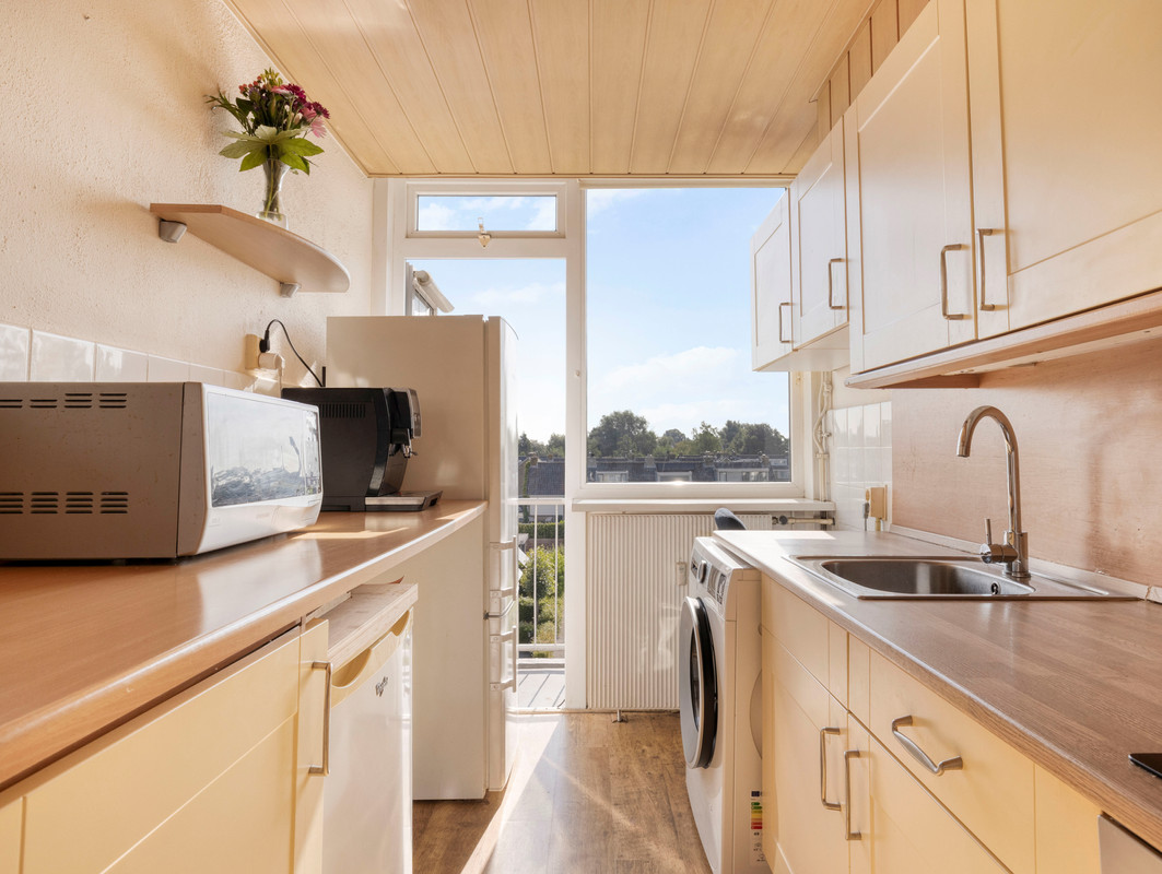 Appartement te koop: Justus van Effenlaan 56, Waddinxveen