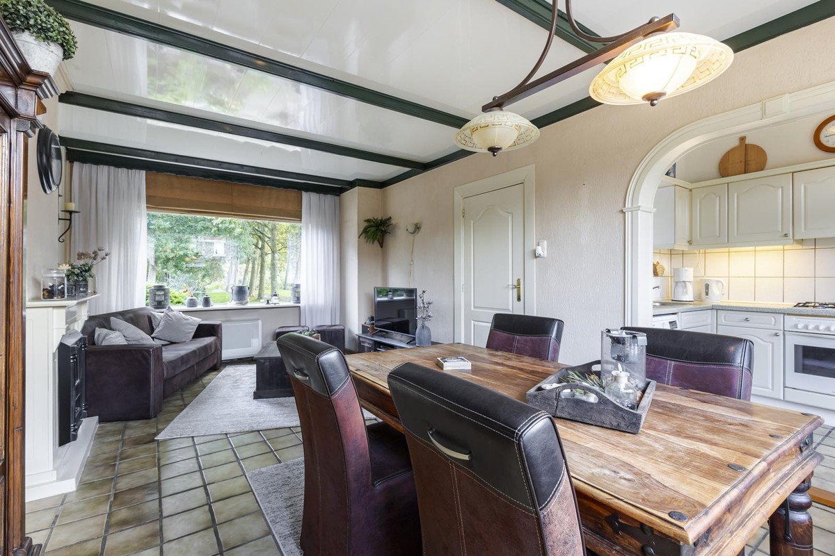Tussenwoning te koop: Prof. Lorentzlaan 261, Sliedrecht