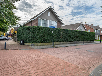 Ebbinge Wubbenlaan 11