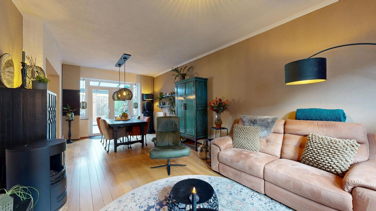Hoekwoning te koop: Wilhelminastraat 11, Geleen