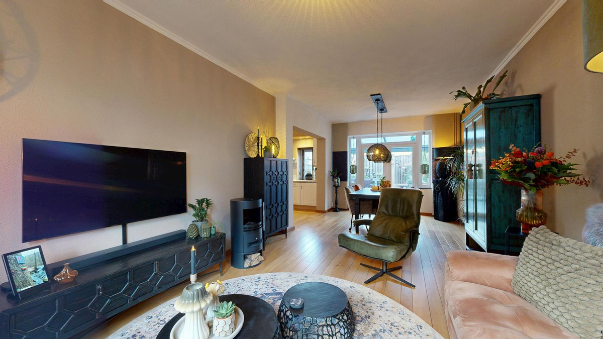 Hoekwoning te koop: Wilhelminastraat 11, Geleen