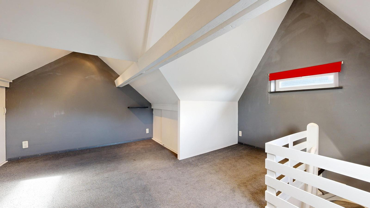 Hoekwoning te koop: Wilhelminastraat 11, Geleen