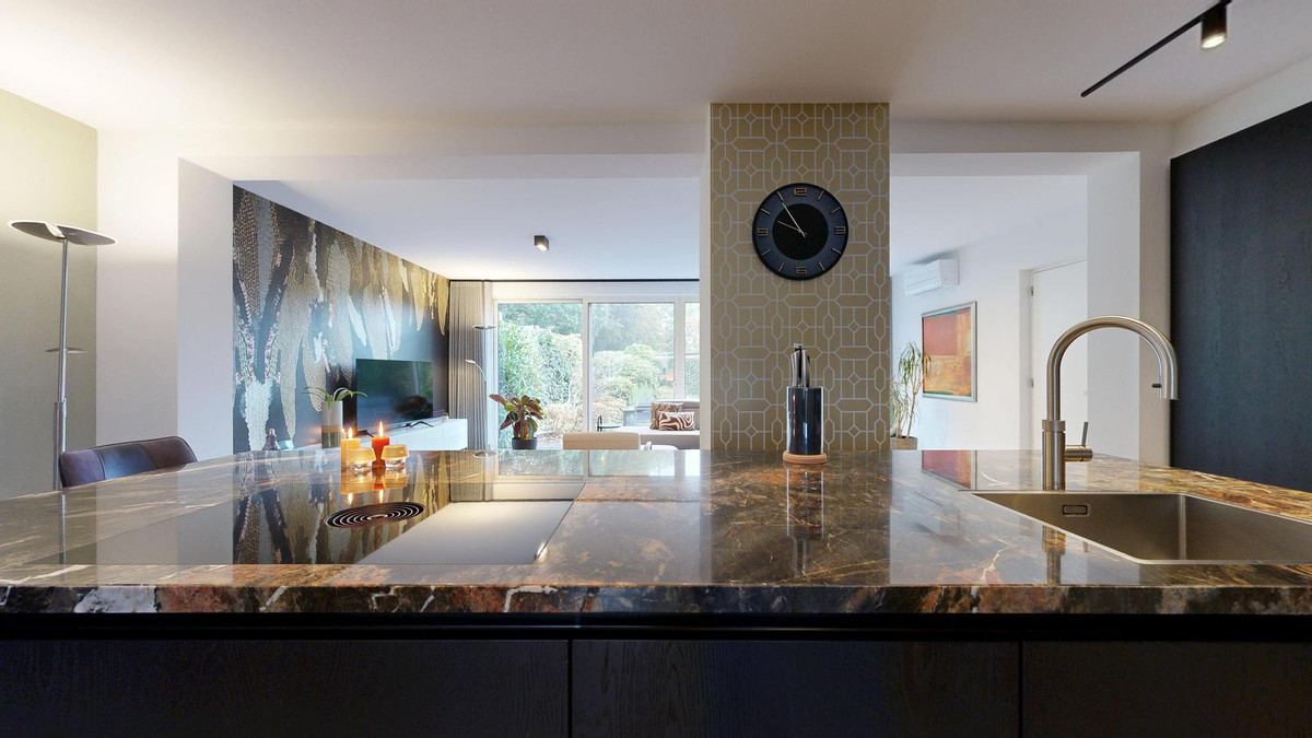 Tussenwoning te koop: Hekerbeek 37, Geleen