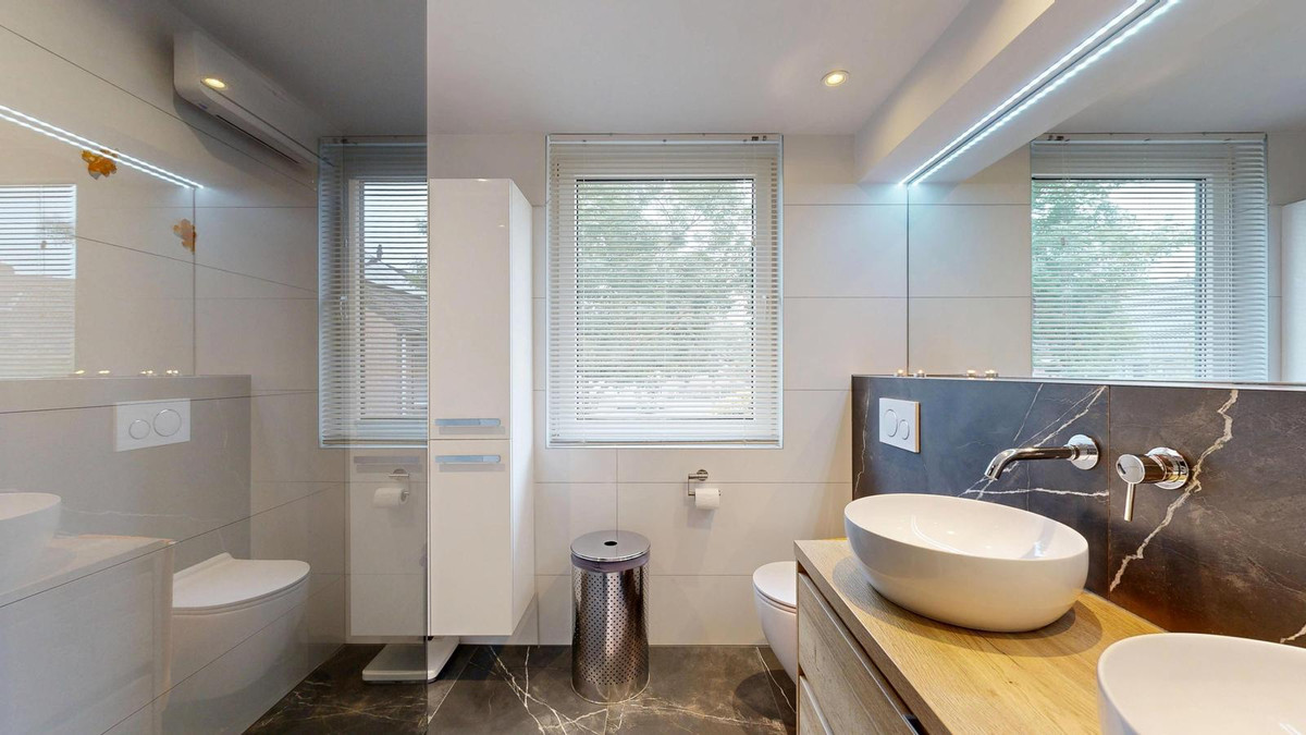Tussenwoning te koop: Hekerbeek 37, Geleen