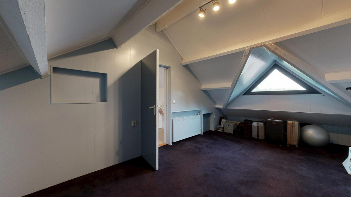 Tussenwoning te koop: Hekerbeek 37, Geleen