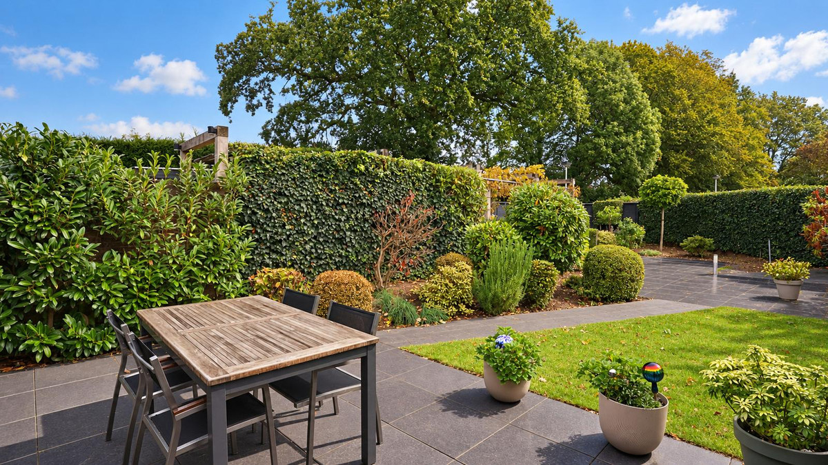 Tussenwoning te koop: Hekerbeek 37, Geleen