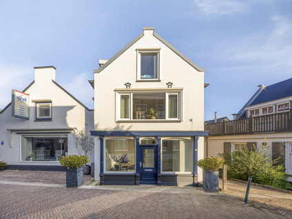 Dorpsstraat 82