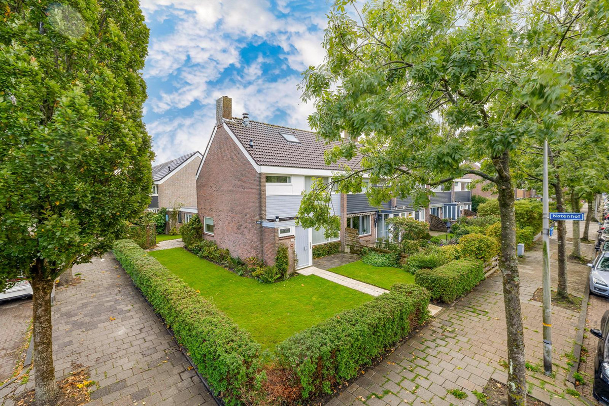 Hoekwoning te koop: Essenlaan 44, Schagen