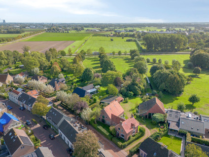 Parallelweg 28