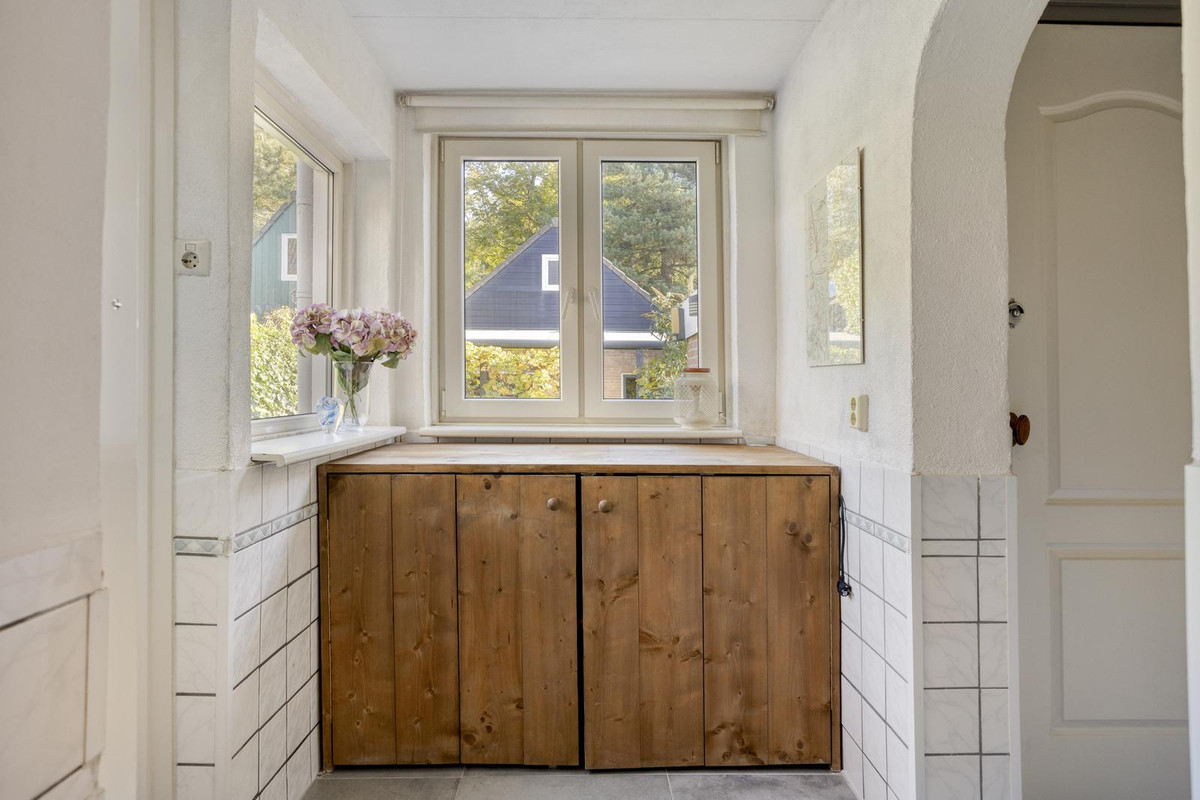 Tussenwoning te koop: Loolaan 8, Halsteren